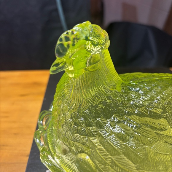 LG Wright Uranium Vaseline Glass Split Tail Hen On Nest 7” Glows - Picture 11 of 16